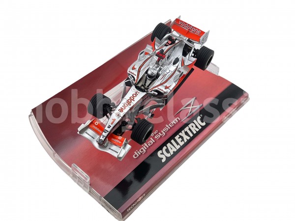 Vodafone McLaren Mercedes MP422 - Digital System