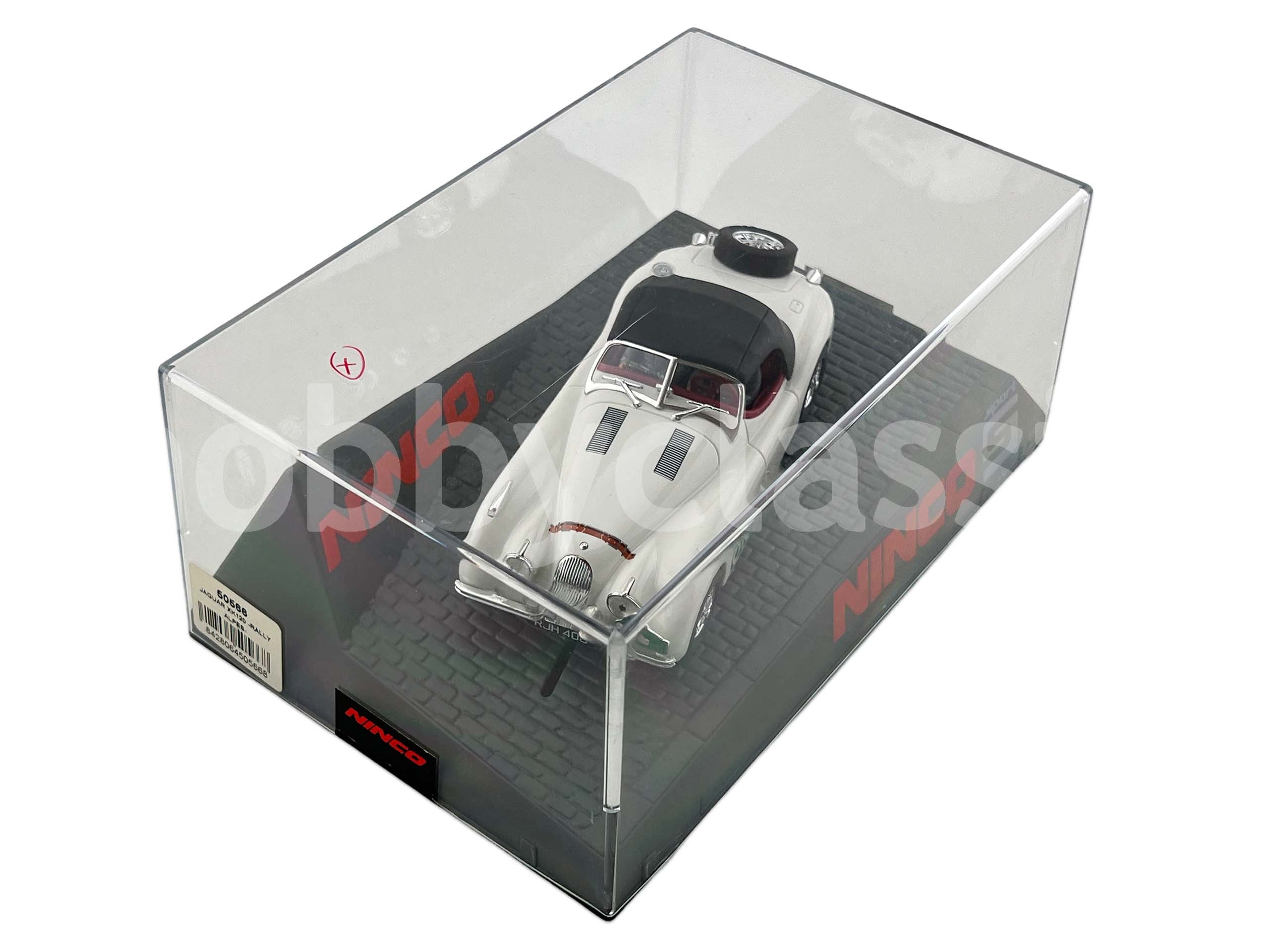 Jaguar XK 120 1/32 Ninco - Voiture Slot Racing - Argent - Occasion Très Bon état