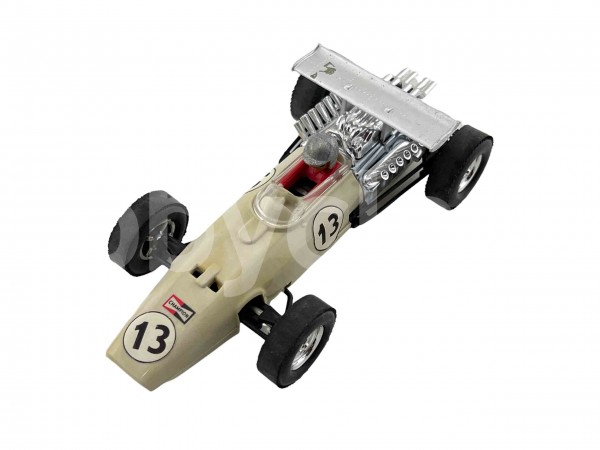 Honda RA273 1967 - J. Surtees Beige