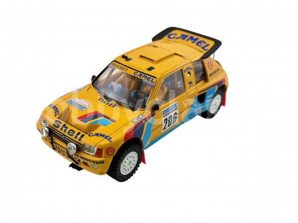 Peugeot 205 T16 Grand Raid Camel - París Dakar 1989