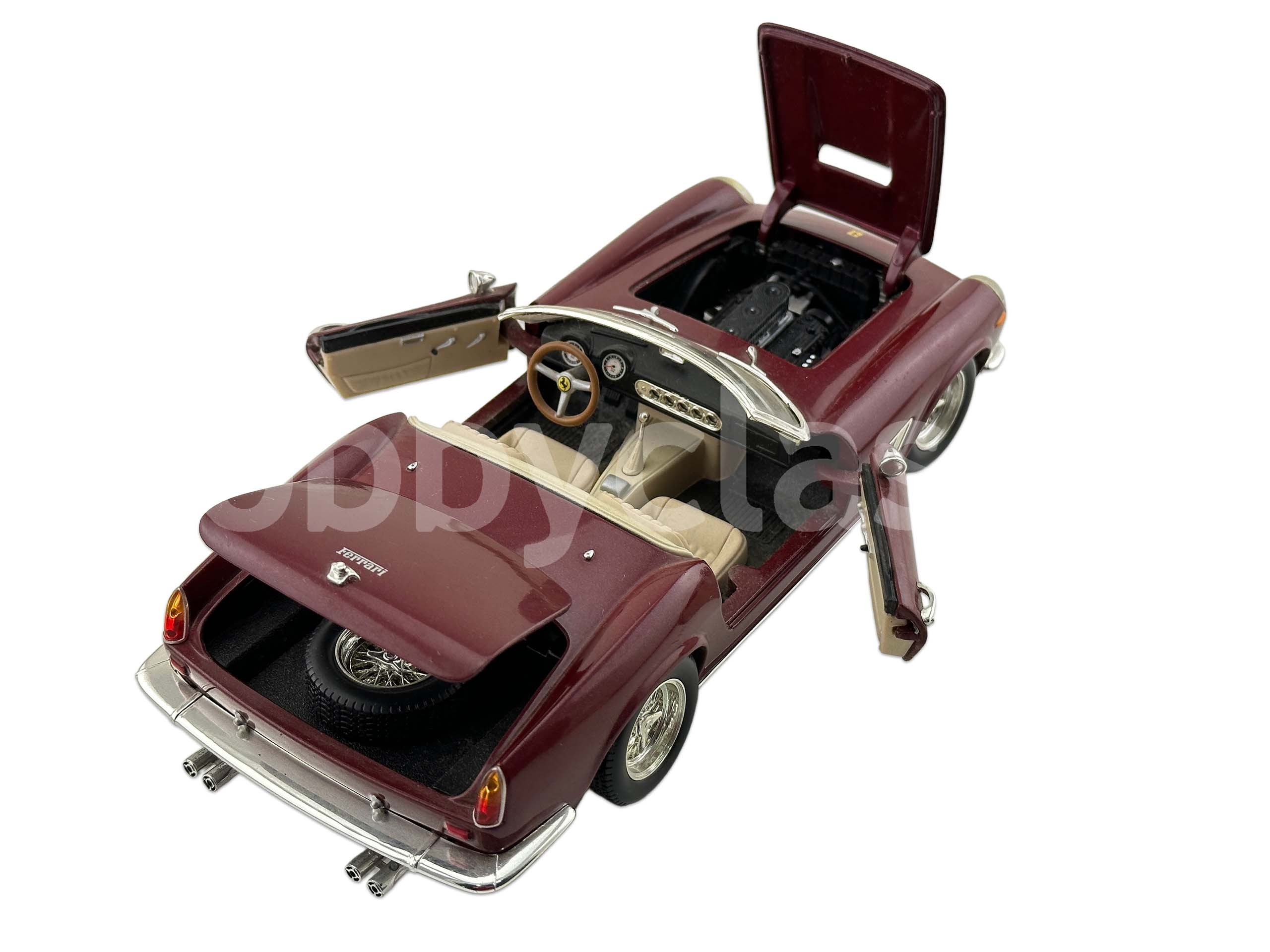 Voiture miniature Ferrari 250 GT California Spider HotWheels au 1/18