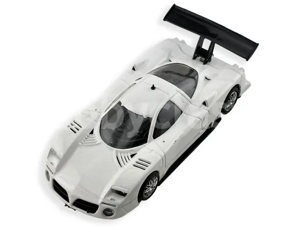 Nissan R390 GT1 Racing - White