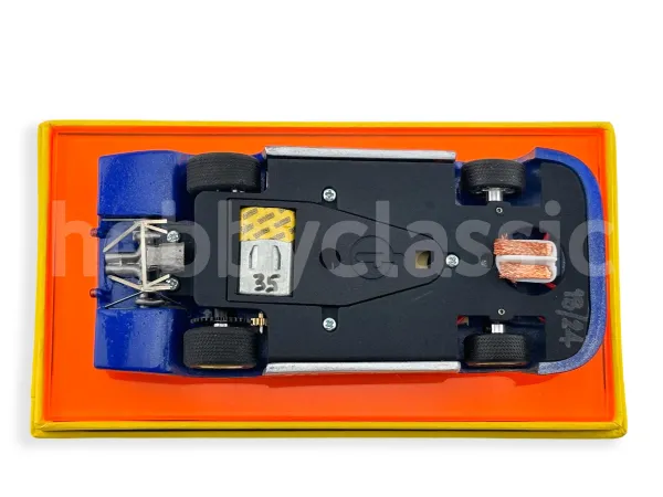PORSCHE: A NOS 1:43 scale Minichamps Porsche 917/30 Mark Donohue #6