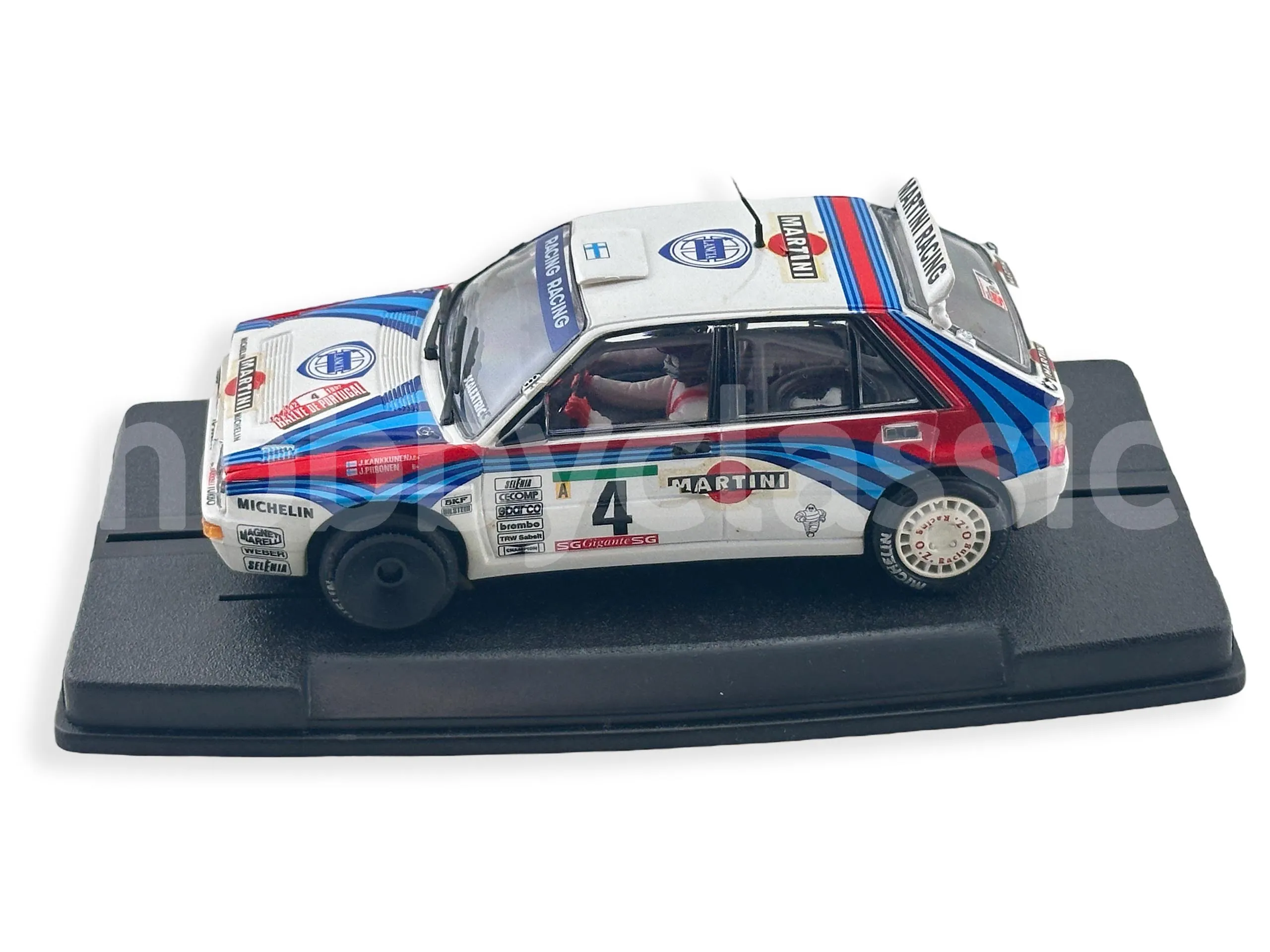 lancia-delta-hf-integrale-1st-rallye-de-portugal-1992-hand-painted