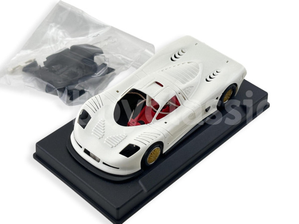 Mosler MT900R - EVO4 AW Body Kit White